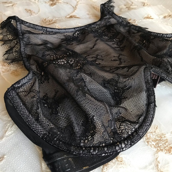 Victorian’s Secret Lace Underwire High Neck Bra NWT - Picture 14 of 14